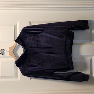 Victoria Secret on point sweater with hood